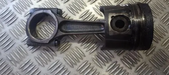 Peugeot 406 Piston with connecting rod