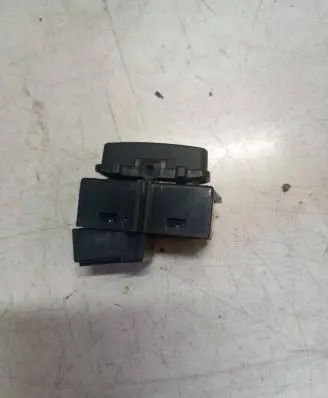 Volvo V70 Central locking switch button 31343099