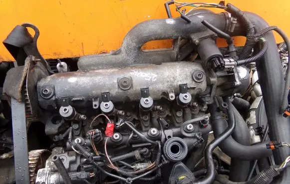 Opel Vivaro Engine F9Q760 F9Q762
