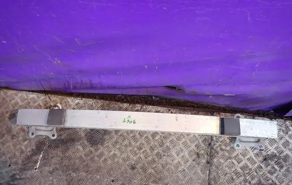 Front bumper support beam