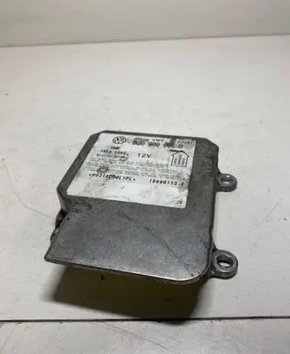 Volkswagen PASSAT B5 Airbag control unit/module 6Q0909605B 19990113E 5WK42869