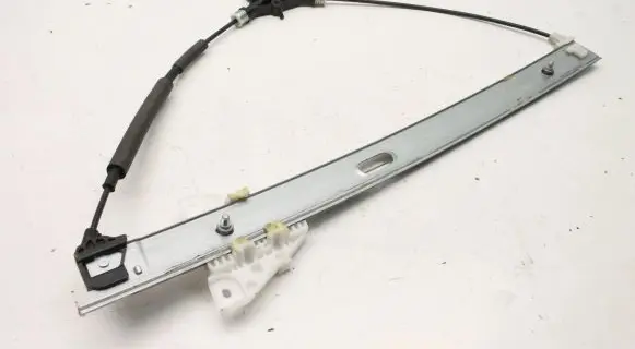 Mazda 5 Front door electric window regulator 