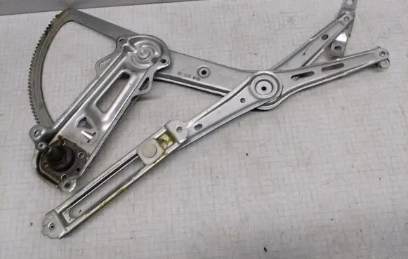 Opel Astra G Front door manual window regulator 90521870