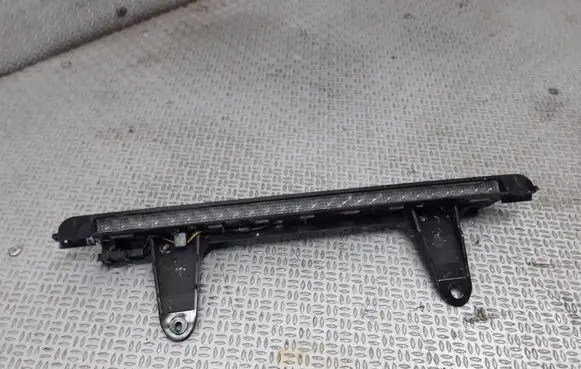 Audi A2 Third/center stoplight 8Z0945097
