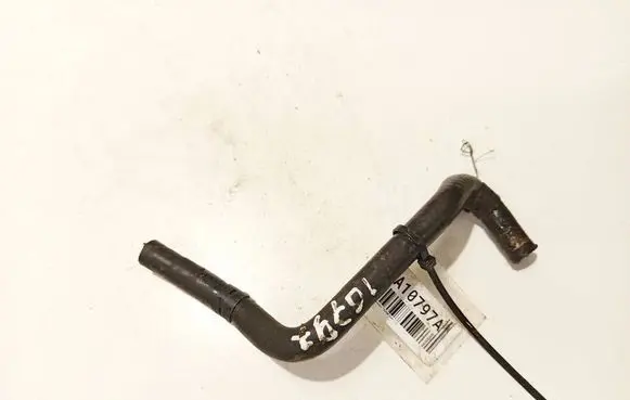 Volkswagen Touran I Engine coolant pipe/hose