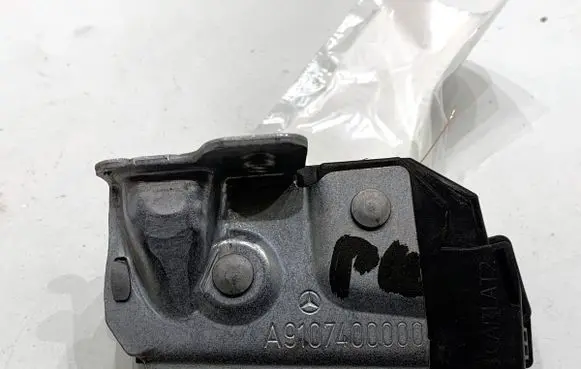 Mercedes-Benz Sprinter W907 W910 Other exterior part A9107400000