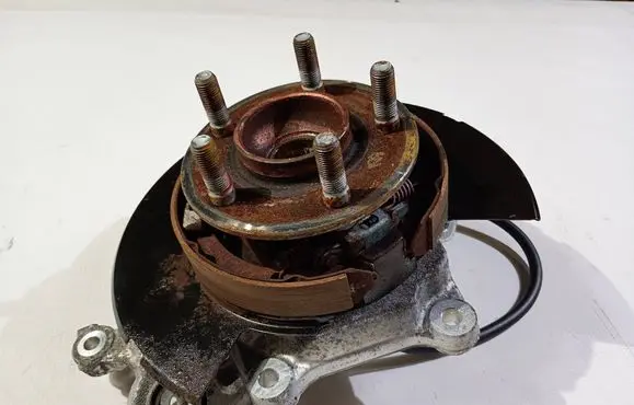 Dodge Charger Stub axle 5489