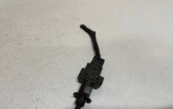 Mercedes-Benz C W202 Brake pedal sensor switch 0045452114
