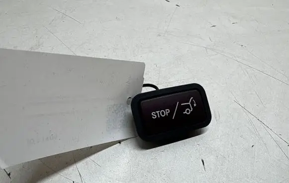 Mercedes-Benz ML W166 Tailgate/trunk/boot open switch 2128210651