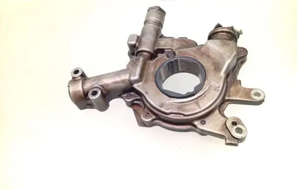 Opel Vectra C Oil pump 