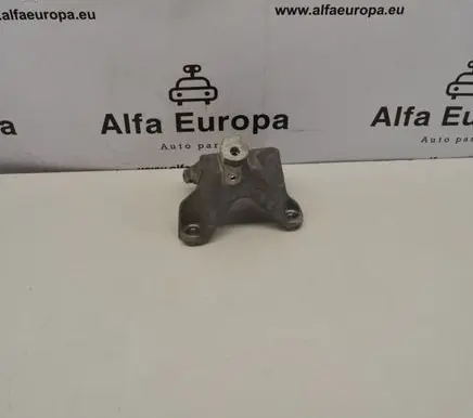 Audi A4 S4 B9 8W Engine mounting bracket 8W0199307C
