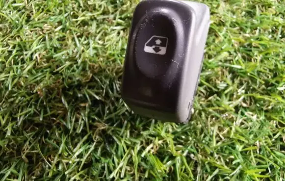 Renault Megane I Electric window control switch 432963X