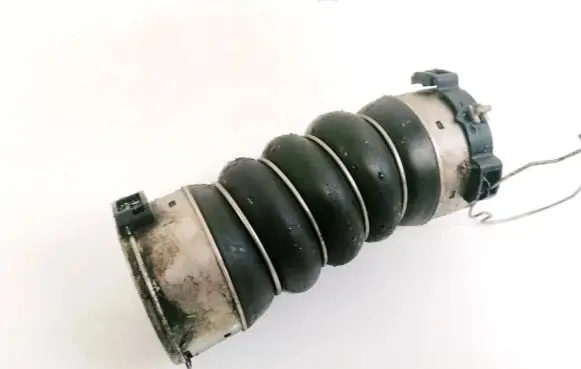 Intercooler hose/pipe