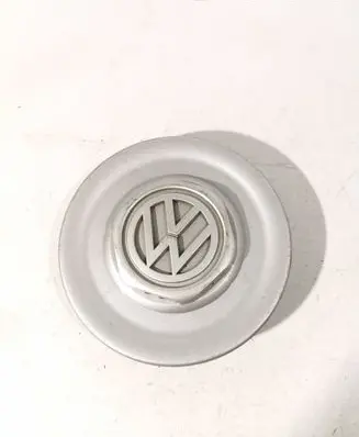 Volkswagen Golf III Original wheel cap 357601149G