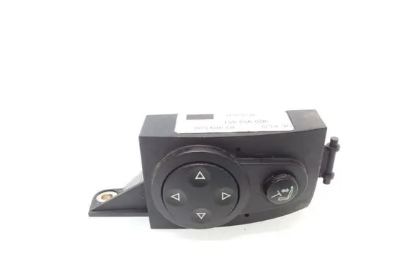 Volkswagen Touareg I Steering wheel adjustment switch 3D0953551
