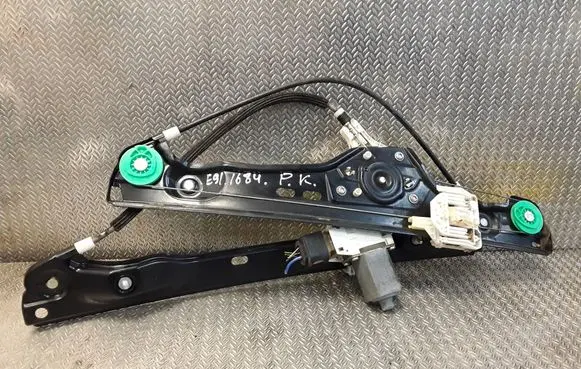 BMW 3 E90 E91 Front door electric window regulator 7060265