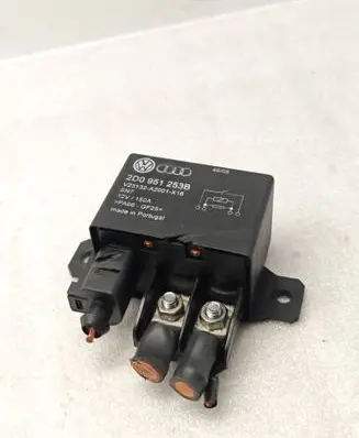 Volkswagen Touareg I Fuse module 2D0951253B 23132A2001316