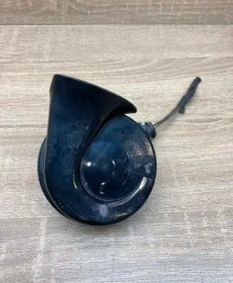 Volkswagen PASSAT B6 Horn signal 3C0951221 4D0971992