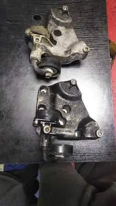 BMW 3 E46 A/C compressor mount bracket 7787319