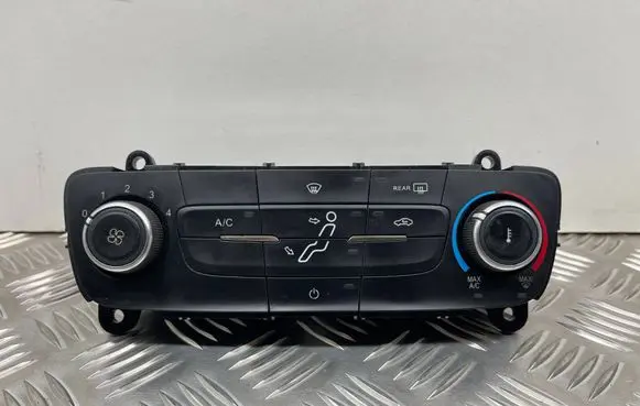 Ford Focus Climate control unit F1ET19980JJ
