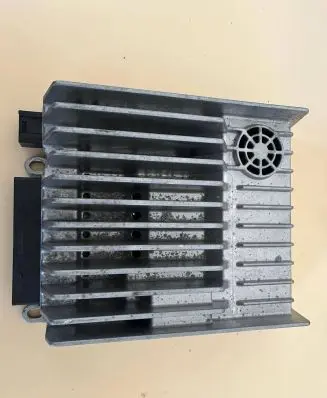 Mercedes-Benz SLK R172 Sound amplifier A1729006700