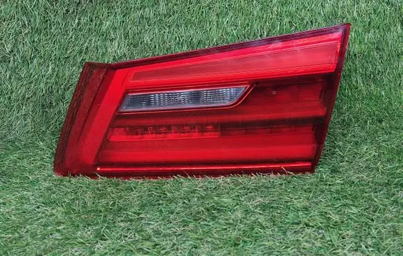 BMW 5 G30 G31 Tailgate rear/tail lights 630342