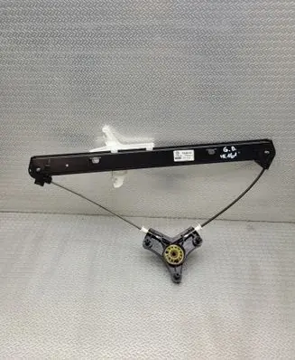 Rear window lifting mechanism without motor