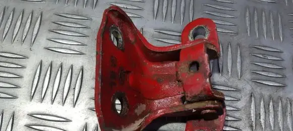 Mazda 5 Rear door lower hinge