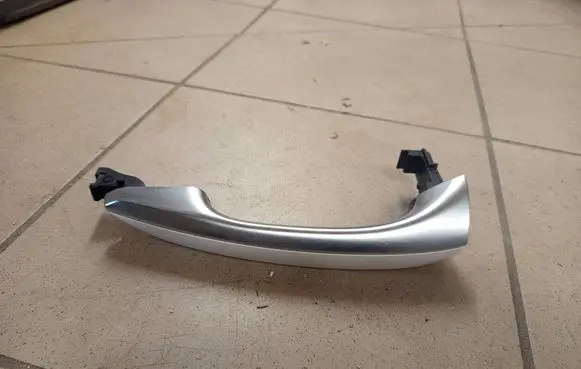 Hyundai Ioniq Front door exterior handle