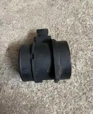 Lancia Thema Mass air flow meter 68069532AA
