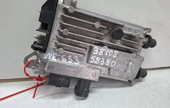 Citroen C4 II Picasso Start/Stop control module S27610633 9810858380