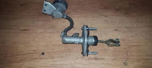 Honda Civic Clutch master cylinder