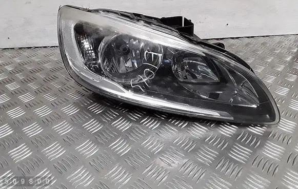Volvo V60 Headlight/headlamp 31420118