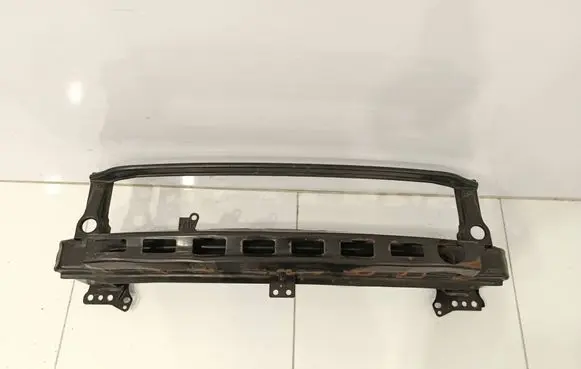 Volkswagen Golf VI Front bumper cross member 5K0807109M 16071151