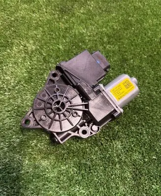 KIA Optima DL3 Front door window regulator motor 82460L3010 1101065097