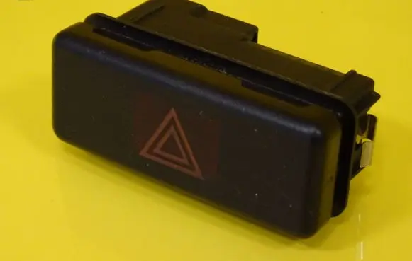 BMW 5 E39 Hazard light switch 8350947