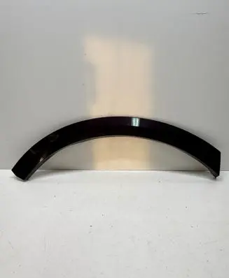 Audi Q8 Rear arch trim 4M8853818D 4M8853818E