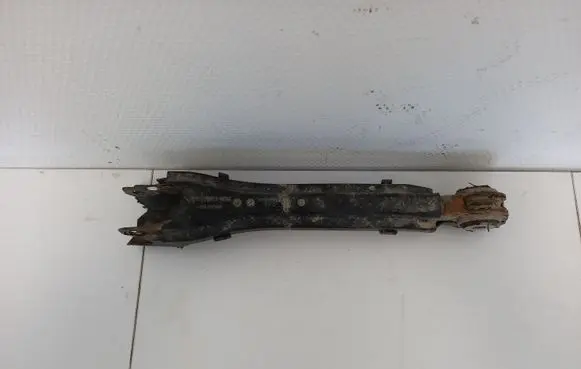 Mercedes-Benz E W212 Rear control arm A2043521488