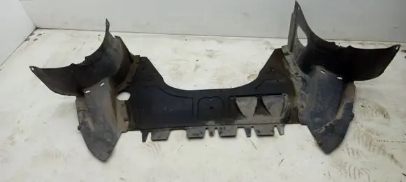 Volkswagen PASSAT B6 Front bumper skid plate/under tray 3C8825235