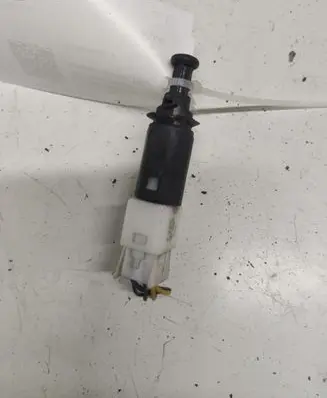 Renault Laguna II Brake pedal sensor switch 414988