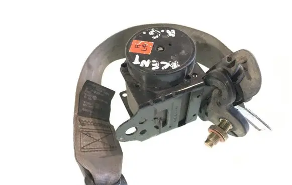 Hyundai Accent Rear seatbelt