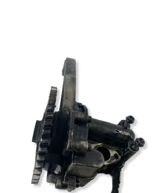 Volkswagen Transporter - Caravelle T5 Oil pump 070115105A