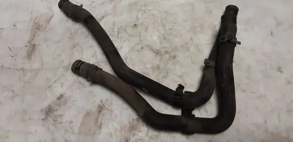 Audi Q7 4L Coolant pipe/hose 7L6810106D