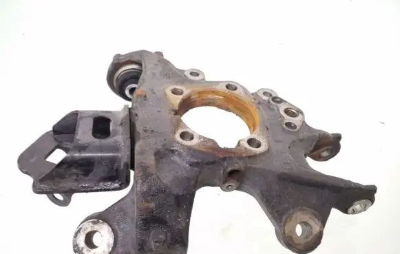 Lexus RX 450H Rear wheel hub spindle/knuckle 