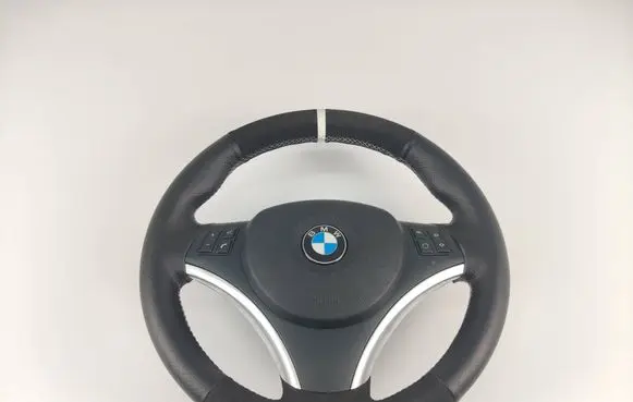 BMW 1 E81 E87 Steering wheel 6769894