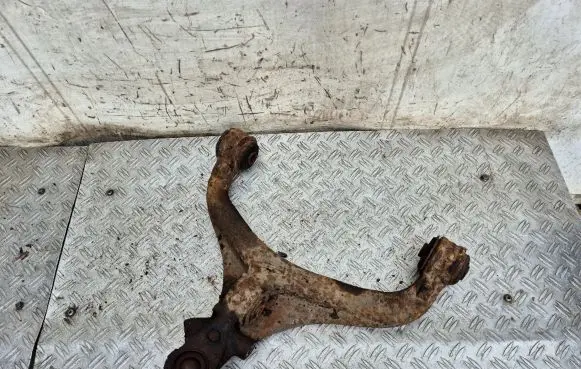 Dodge Nitro Front lower control arm/wishbone 52109992AB