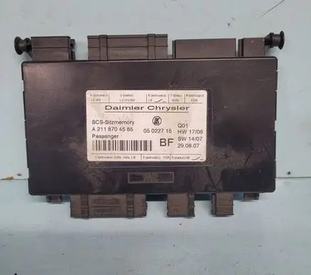 Mercedes-Benz CLS C219 Seat control module A2118704585 05022715