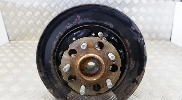 Honda CR-V Rear wheel hub