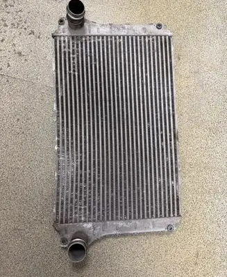 Toyota Avensis T270 Intercooler radiator 0R010 JD1271002220