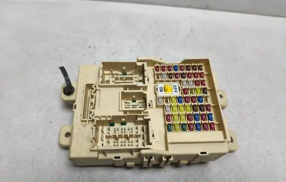 KIA Sportage Fuse module 91955D9960